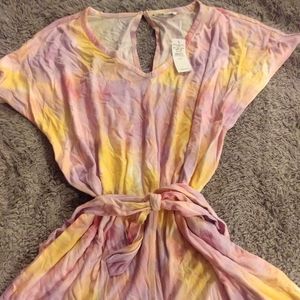 American eagle tie dye short romper 💚💛